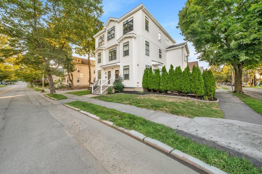 49A Chestnut St #3 Wakefield, MA 01880