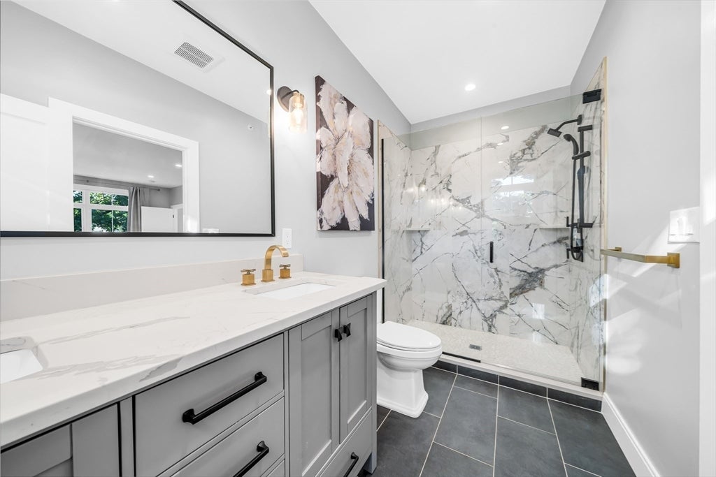 49A Chestnut St #3 Wakefield, MA 01880