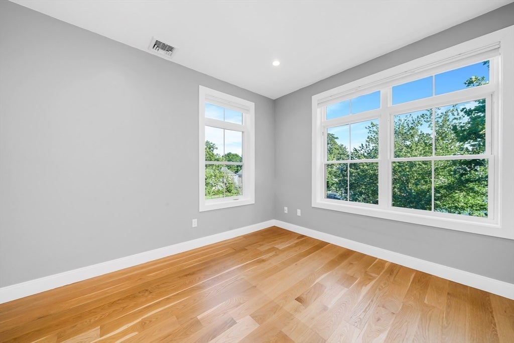 49A Chestnut St #3 Wakefield, MA 01880