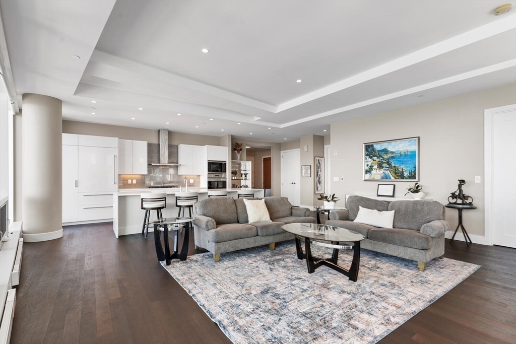 50 Liberty Dr #10K Boston, MA 02210 50 Liberty Dr #10K Boston, MA 02210