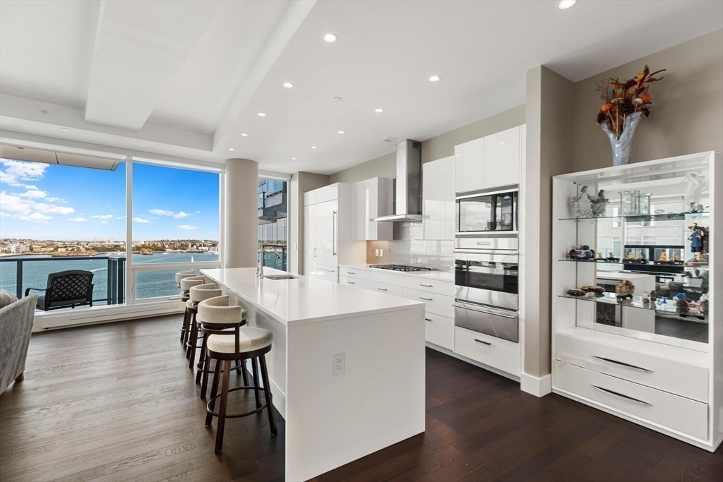 50 Liberty Dr #10K Boston, MA 02210 50 Liberty Dr #10K Boston, MA 02210