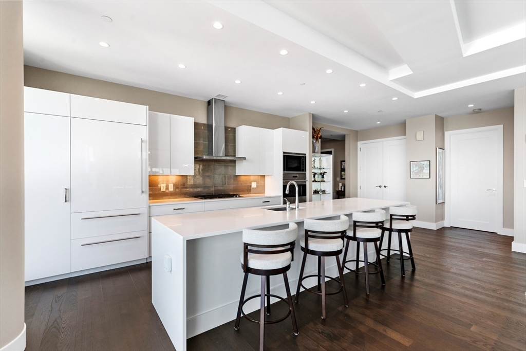 50 Liberty Dr #10K Boston, MA 02210 50 Liberty Dr #10K Boston, MA 02210