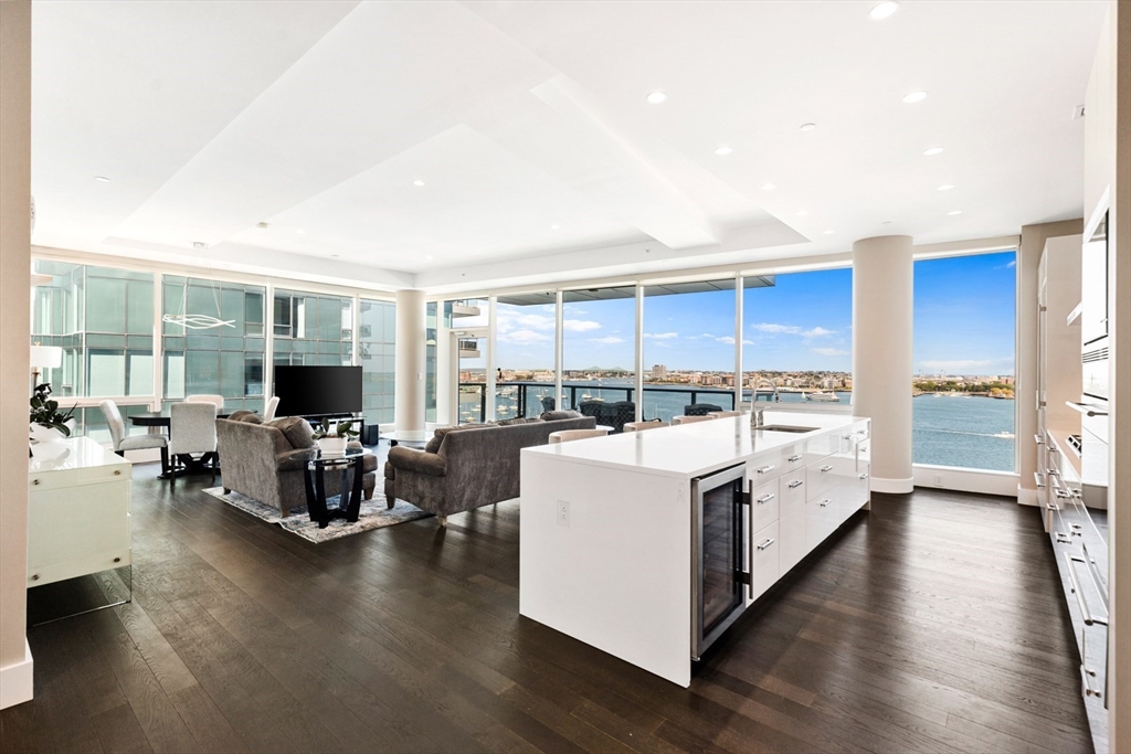 50 Liberty Dr #10K Boston, MA 02210 50 Liberty Dr #10K Boston, MA 02210