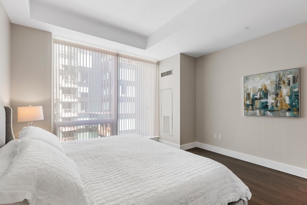 50 Liberty Dr #10K Boston, MA 02210 50 Liberty Dr #10K Boston, MA 02210