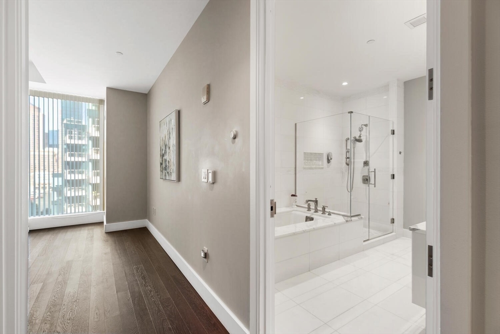 50 Liberty Dr #10K Boston, MA 02210 50 Liberty Dr #10K Boston, MA 02210
