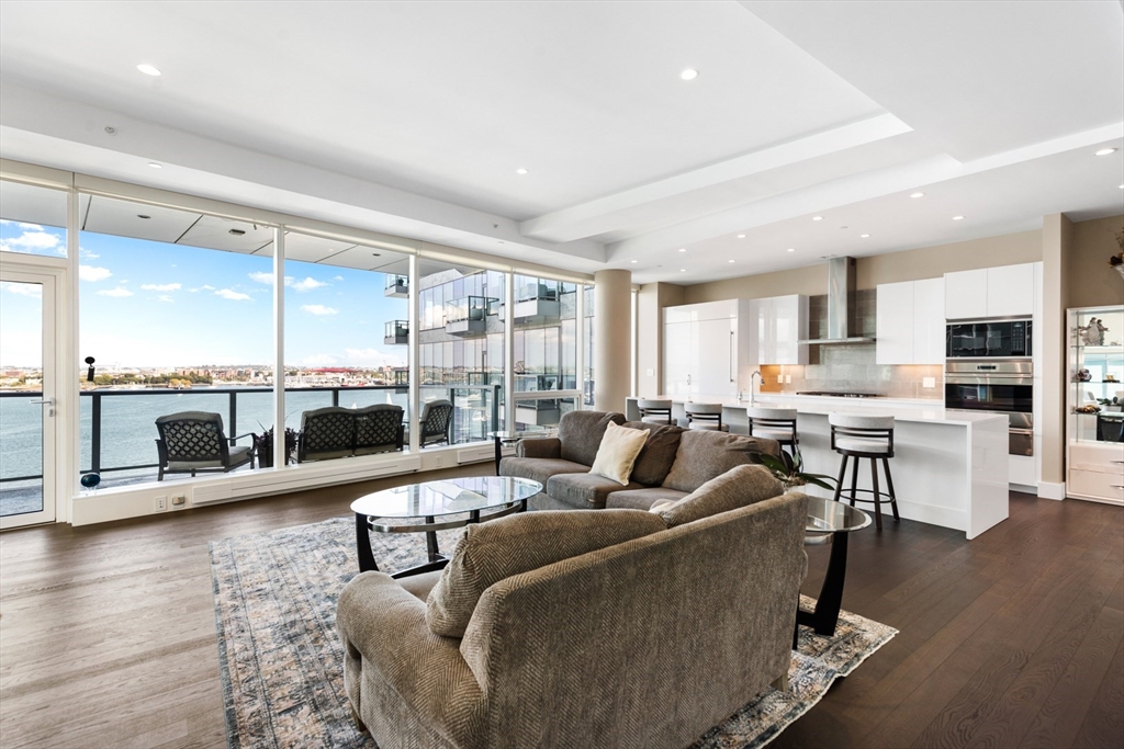 50 Liberty Dr #10K Boston, MA 02210 50 Liberty Dr #10K Boston, MA 02210