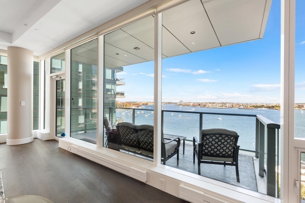 50 Liberty Dr #10K Boston, MA 02210 50 Liberty Dr #10K Boston, MA 02210