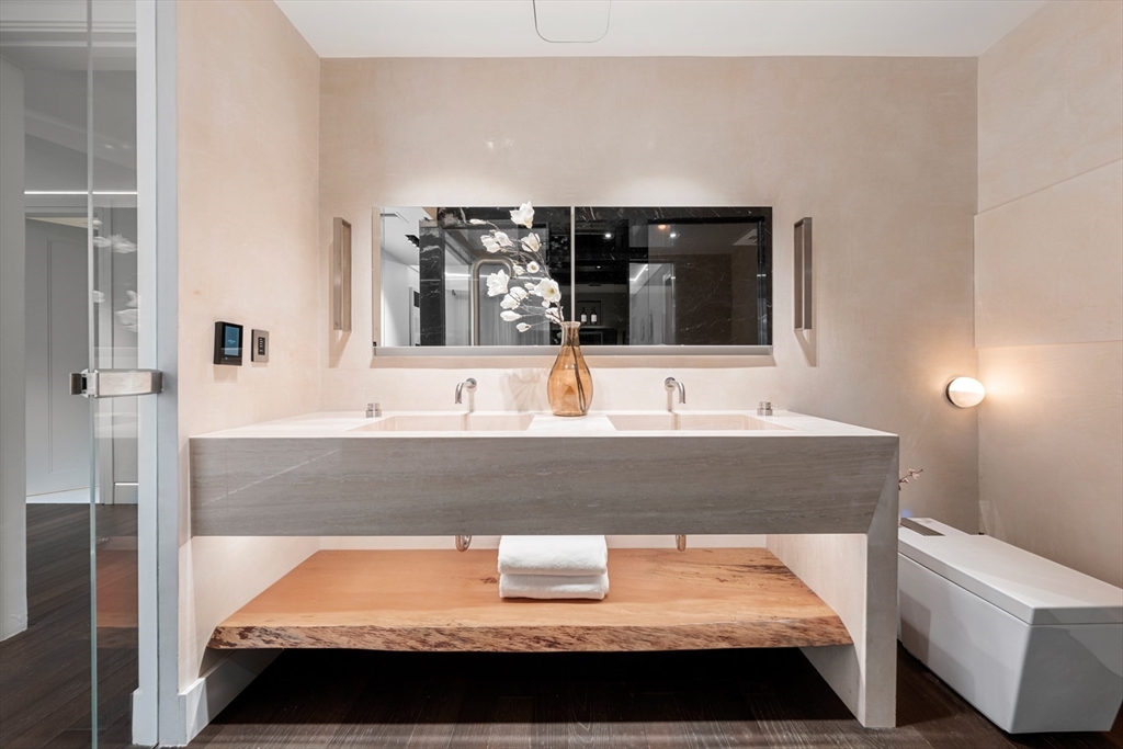 22 Liberty Dr #9 Boston, MA 02210