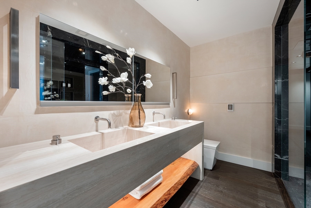 22 Liberty Dr #9 Boston, MA 02210