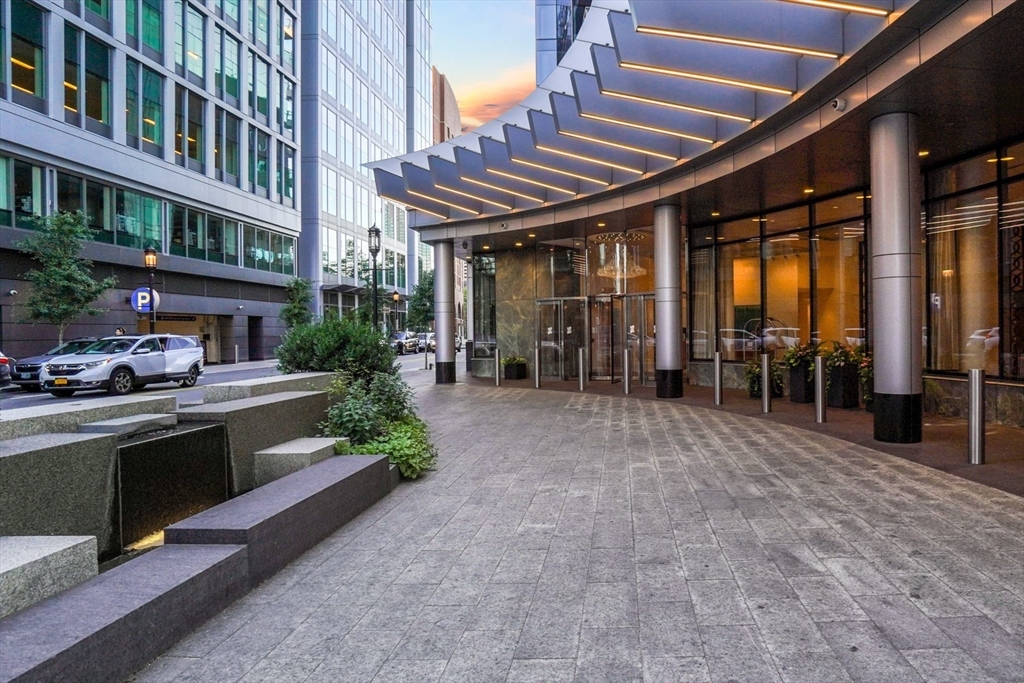 22 Liberty Dr #9 Boston, MA 02210