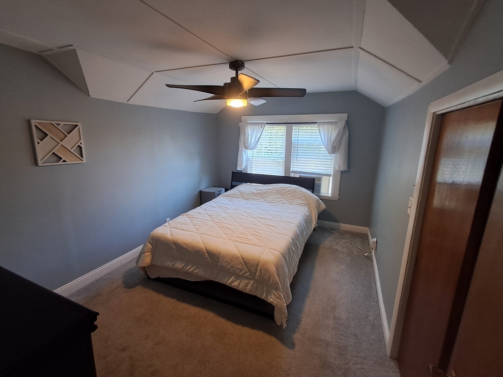 116 Parker Rd Wakefield, MA 01880