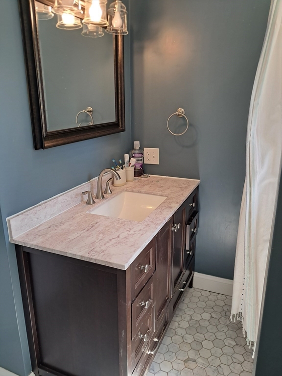 116 Parker Rd Wakefield, MA 01880