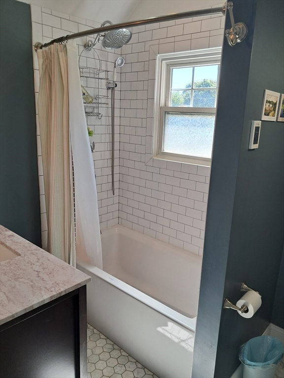 116 Parker Rd Wakefield, MA 01880