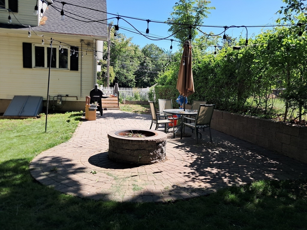 116 Parker Rd Wakefield, MA 01880