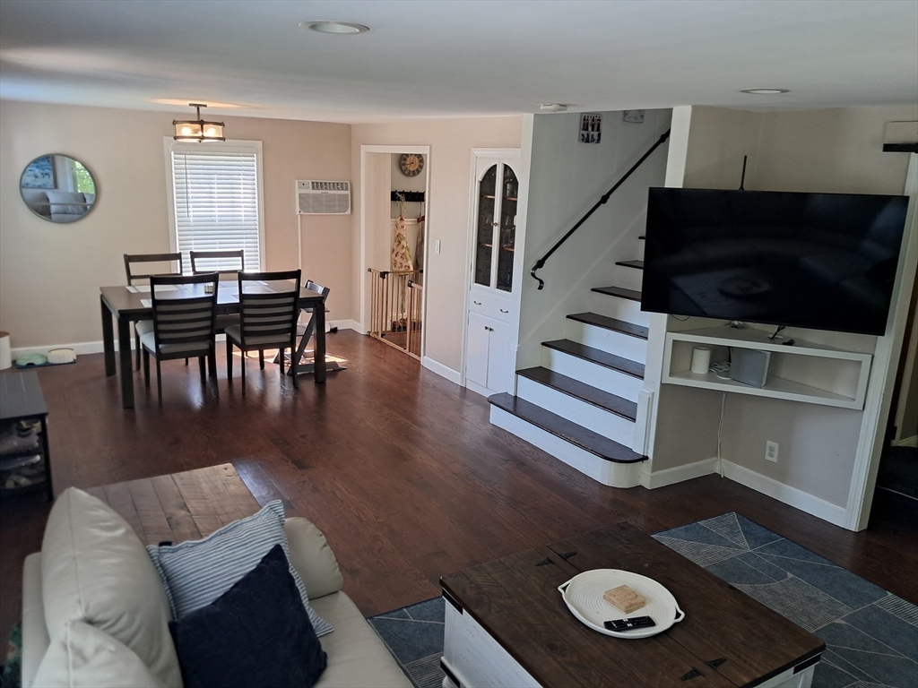 116 Parker Rd Wakefield, MA 01880