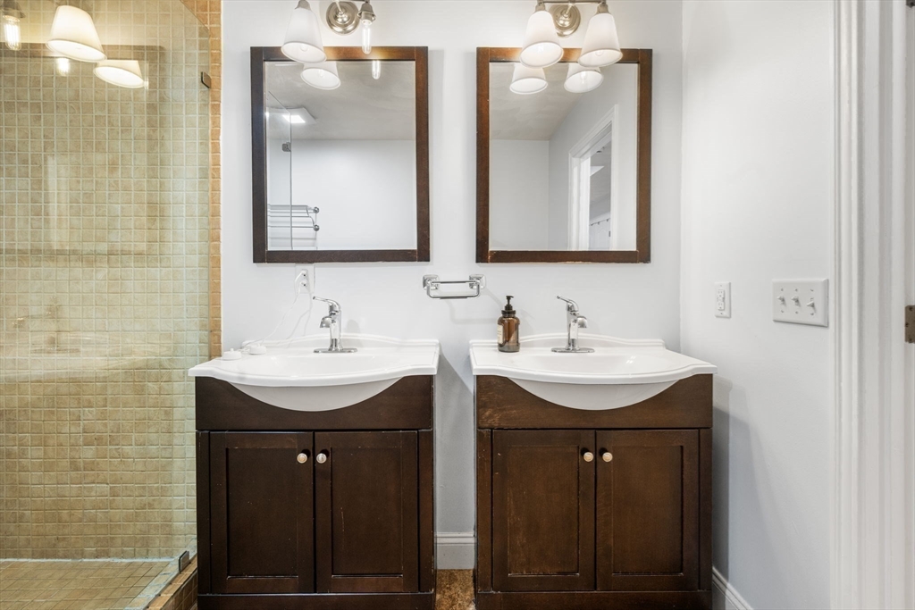 772 Main St #2 Wakefield, MA 01880