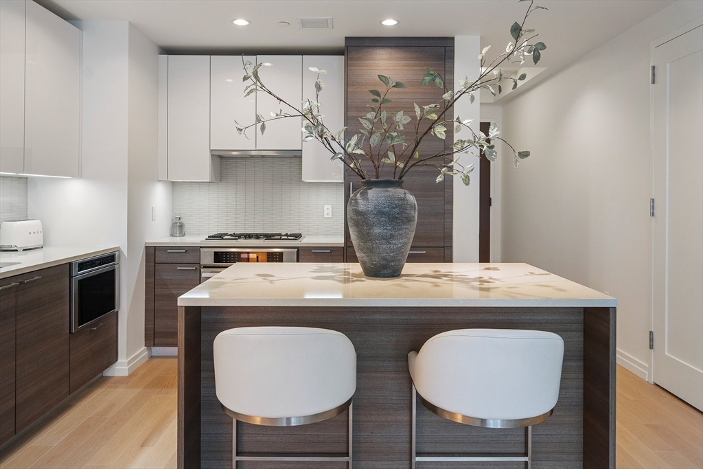 1 Franklin St #1506 Boston, MA 02110