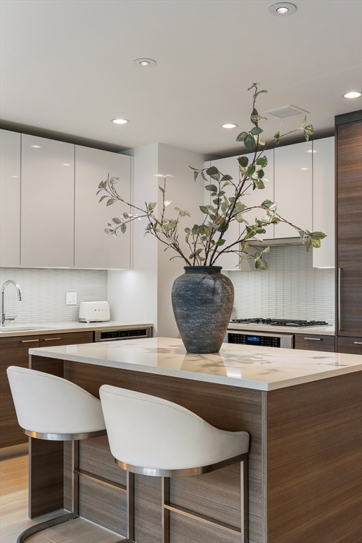 1 Franklin St #1506 Boston, MA 02110