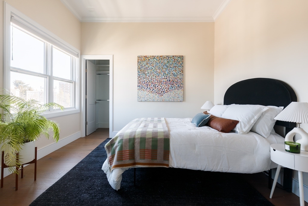 11 Tannery Brk Row #3 Somerville, MA 02144