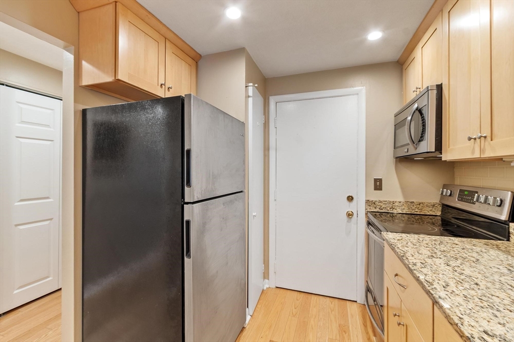 276 Albion St #12 Wakefield, MA 01880