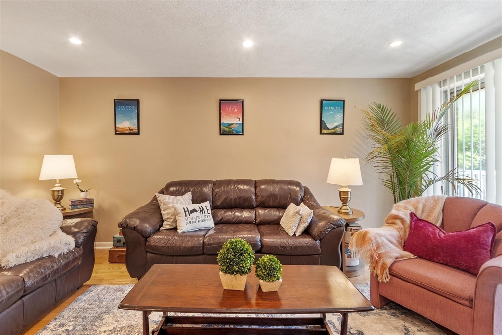 276 Albion St #12 Wakefield, MA 01880