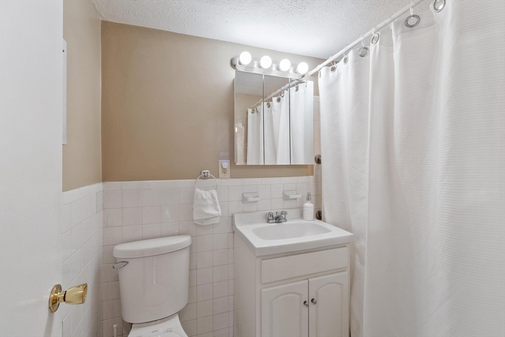 276 Albion St #12 Wakefield, MA 01880