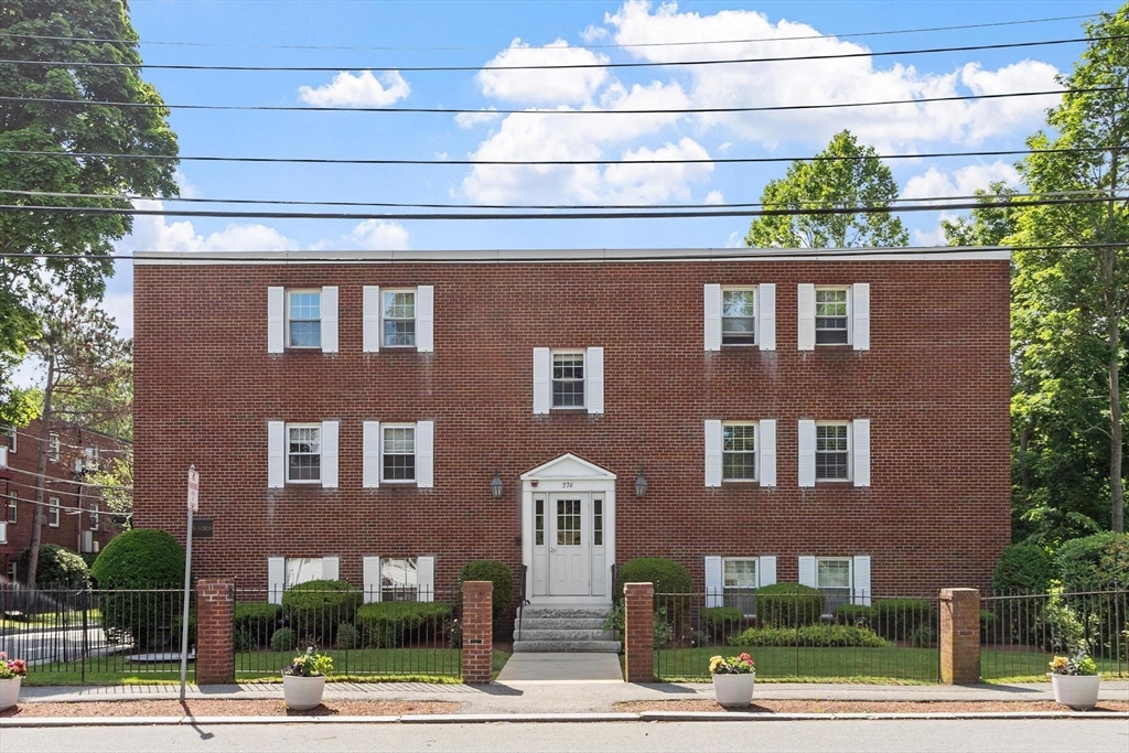 276 Albion St #12 Wakefield, MA 01880