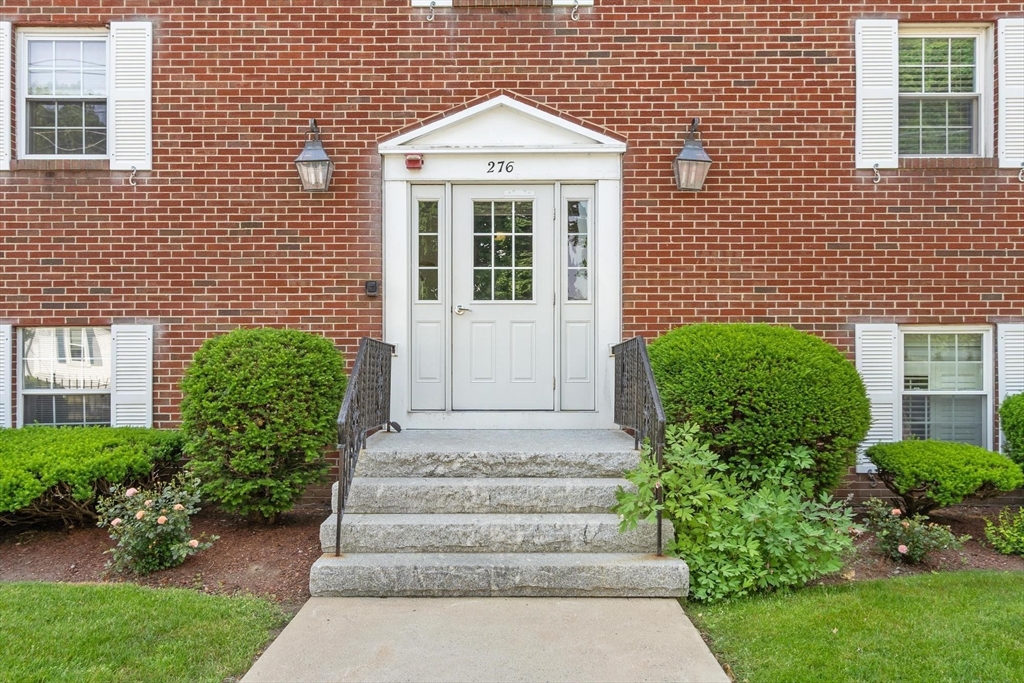 276 Albion St #12 Wakefield, MA 01880