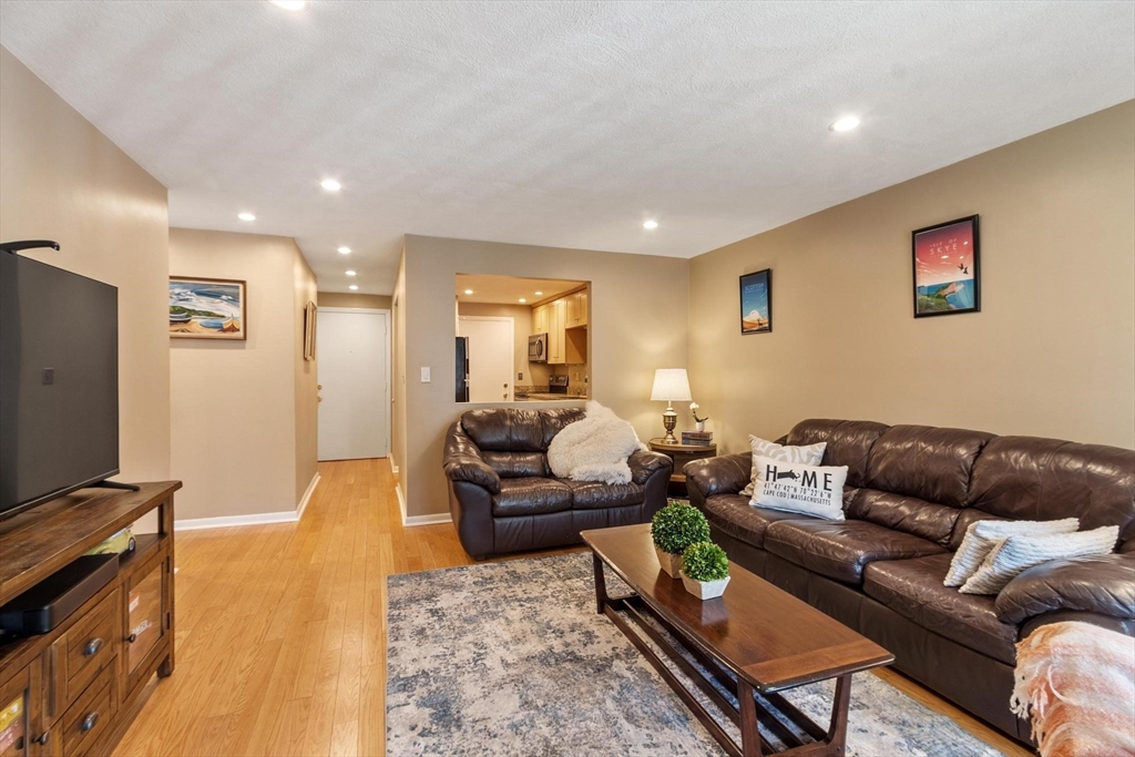 276 Albion St #12 Wakefield, MA 01880