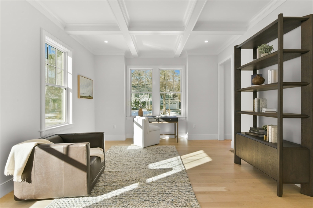 38 Parker Rd Wellesley, MA 02482