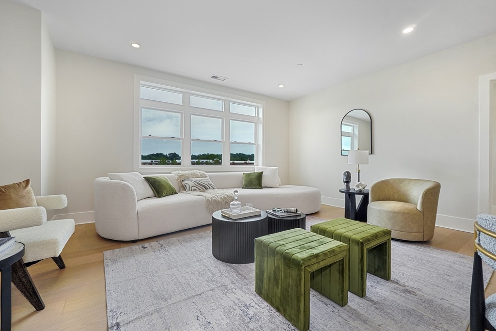 62 Foundry St #505 Wakefield, MA 01880