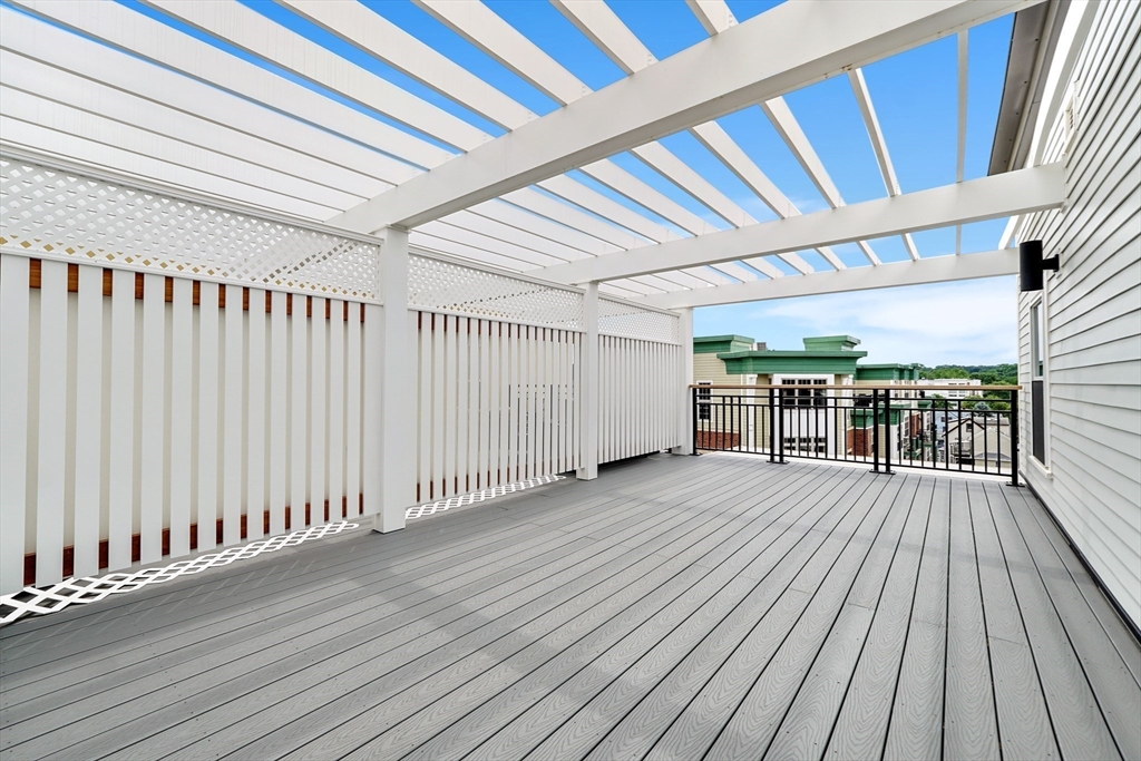 62 Foundry St #505 Wakefield, MA 01880