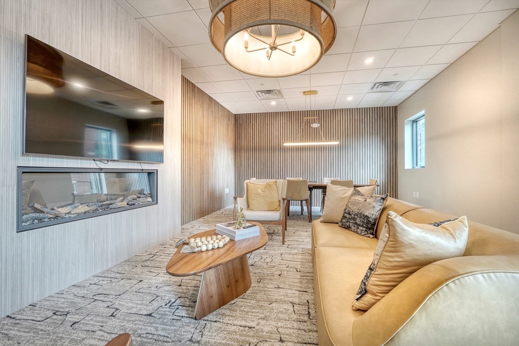 62 Foundry St #505 Wakefield, MA 01880