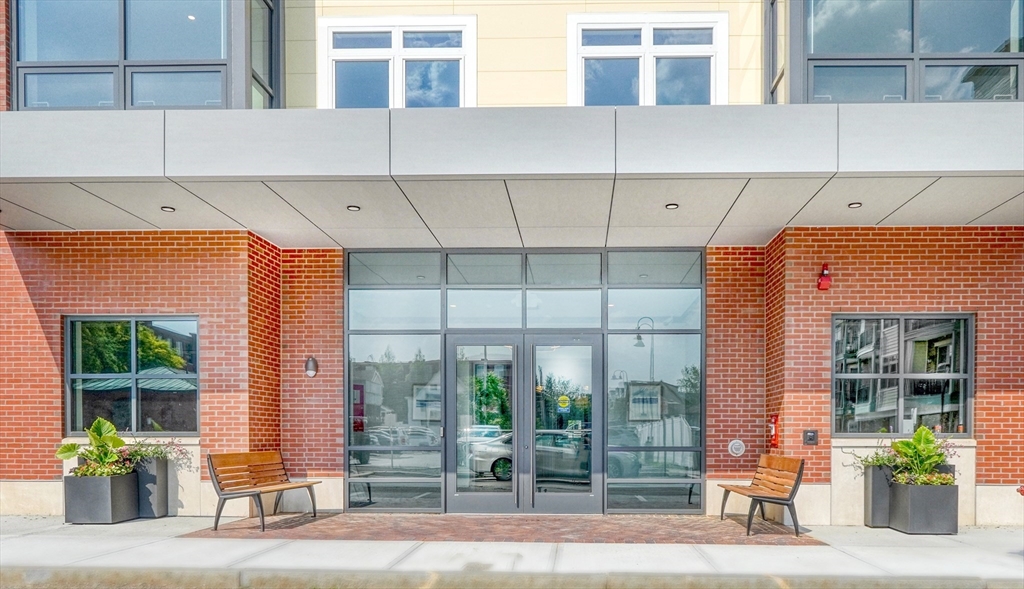 62 Foundry St #505 Wakefield, MA 01880