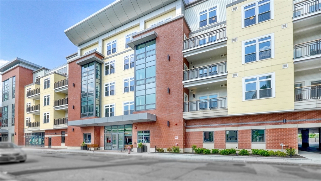 62 Foundry St #505 Wakefield, MA 01880