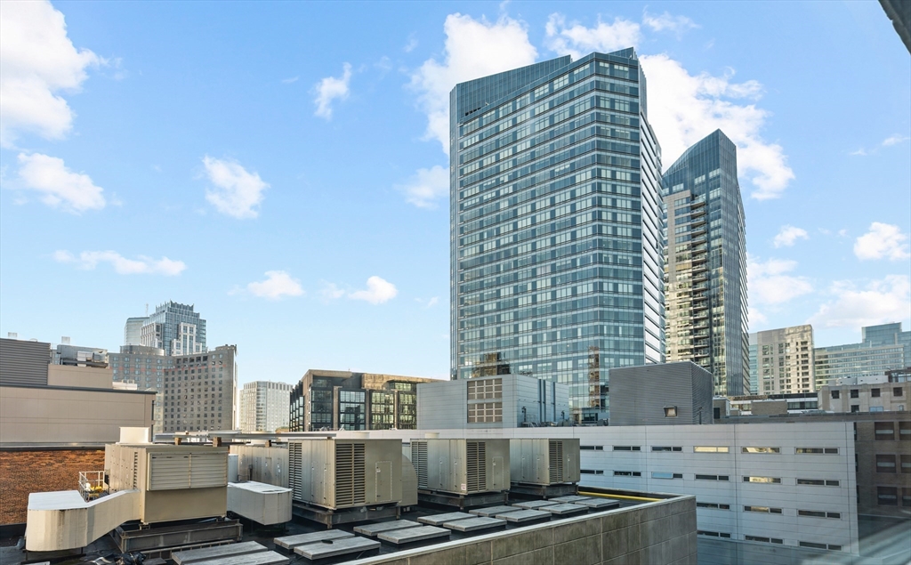 151 Tremont St #11U Boston, MA 02111