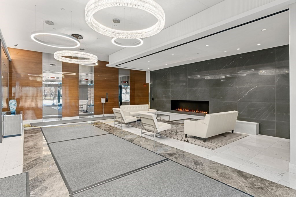 151 Tremont St #11U Boston, MA 02111