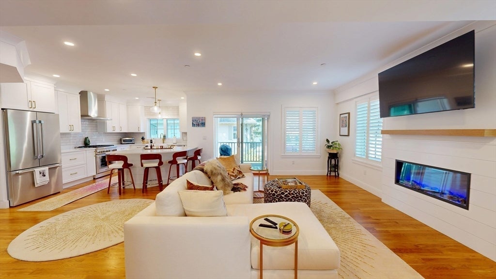 20 Lawrence St #2 Wakefield, MA 01880
