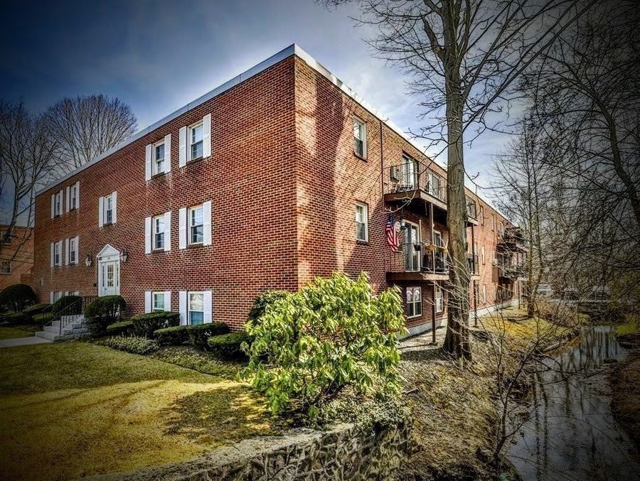 276 Albion St #5 Wakefield, MA 01880