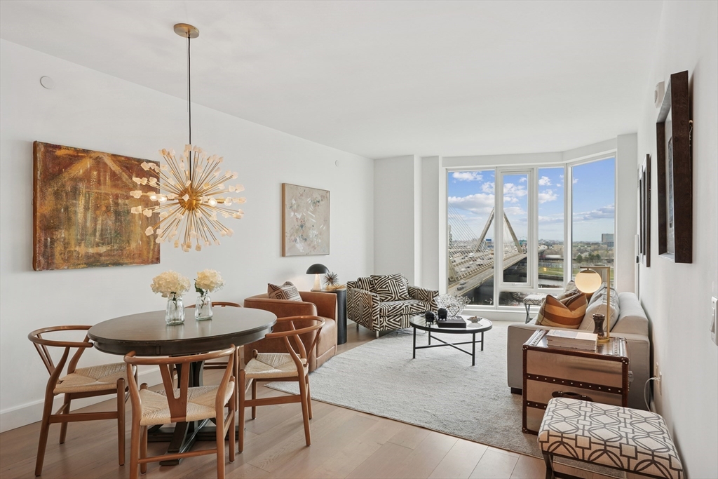 100 Lovejoy Wharf #10G