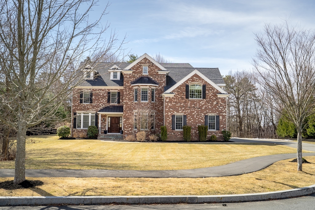 18 Cart Path Ln