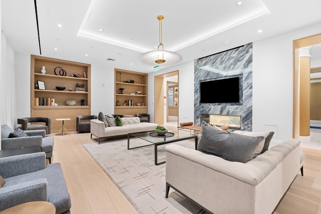 100 Shawmut Ave #908 Boston, MA 02118