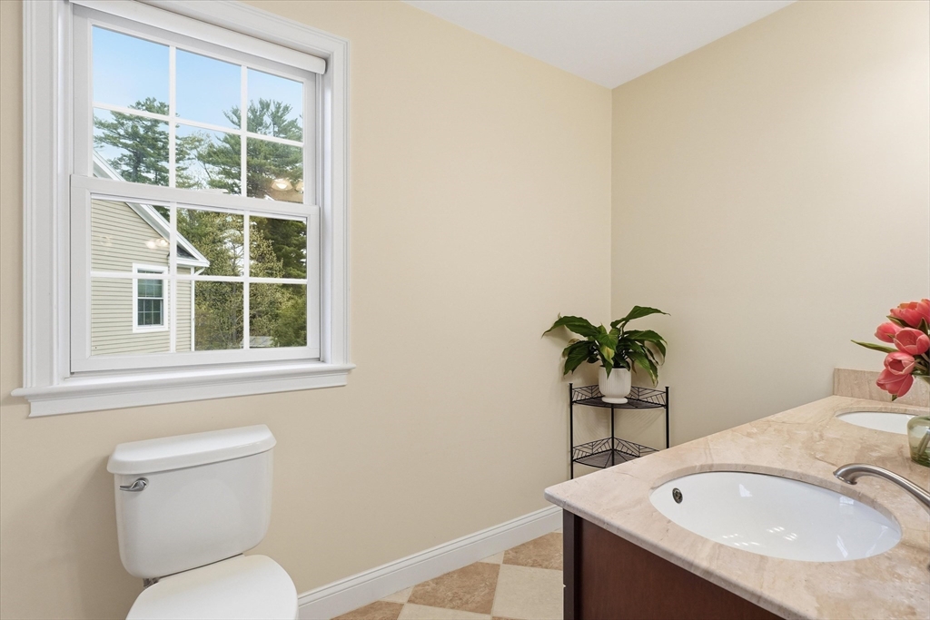2B Gates Ln #B Wakefield, MA 01880