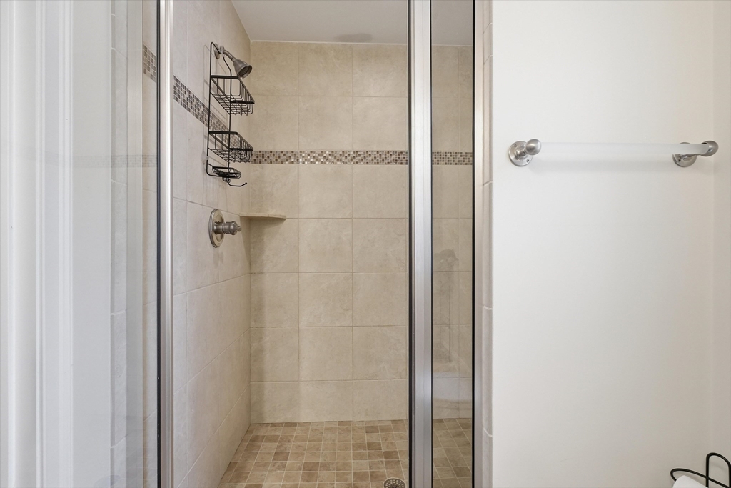 2B Gates Ln #B Wakefield, MA 01880