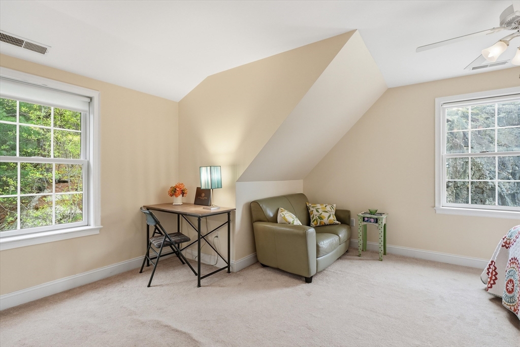 2B Gates Ln #B Wakefield, MA 01880