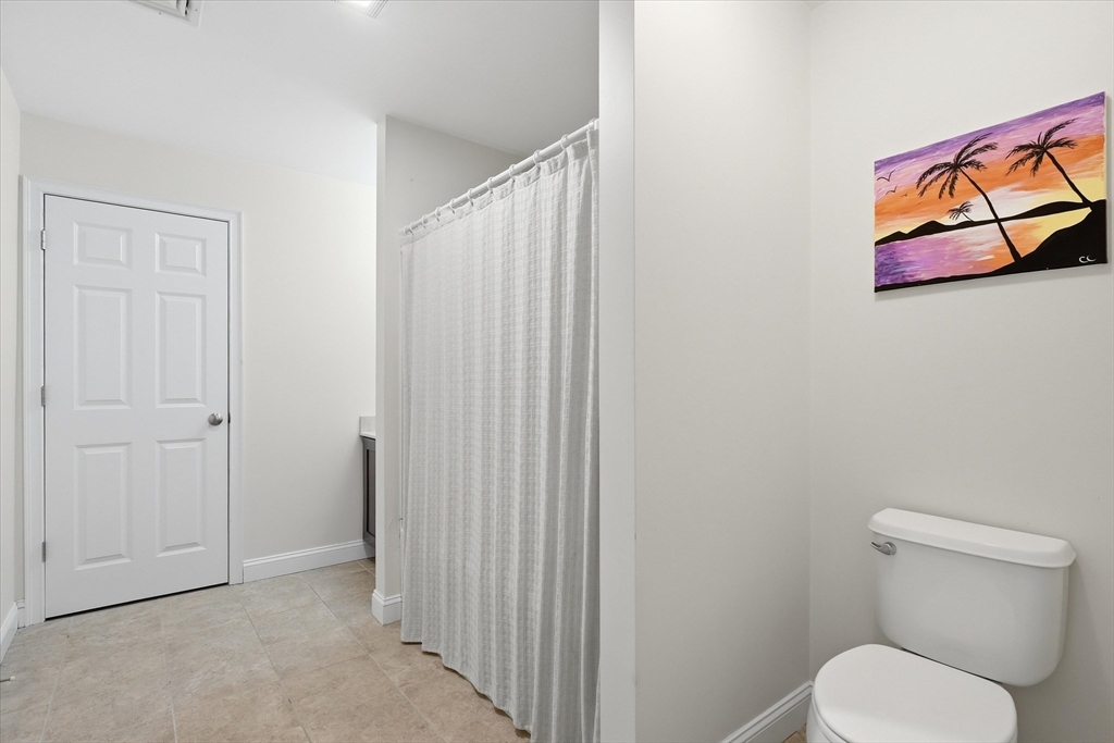 2B Gates Ln #B Wakefield, MA 01880