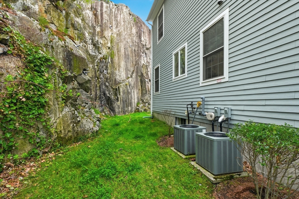 2B Gates Ln #B Wakefield, MA 01880