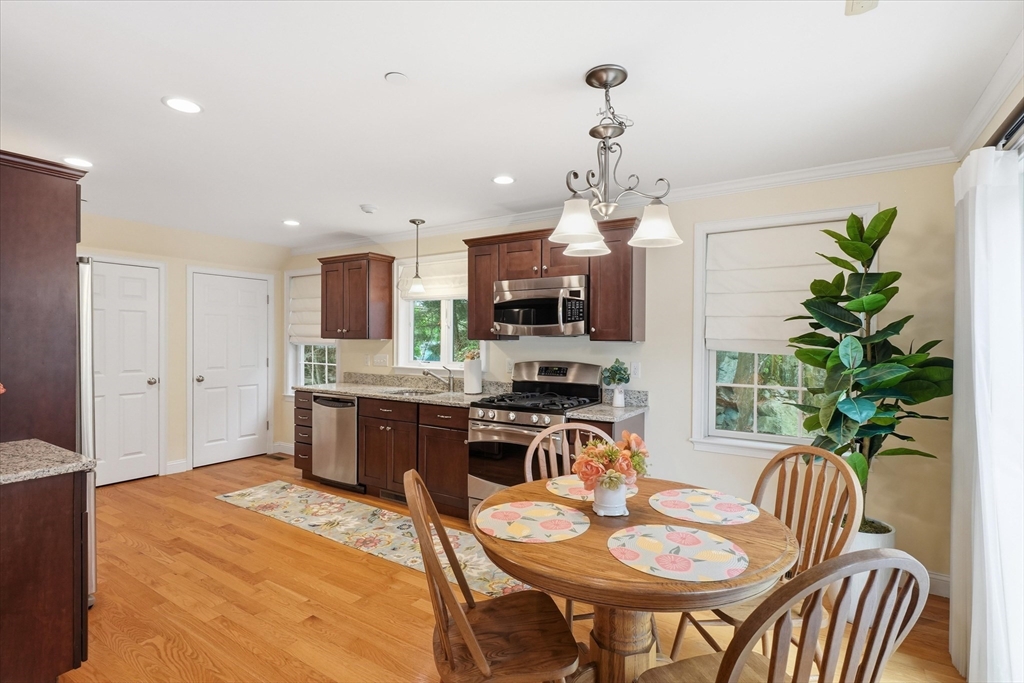 2B Gates Ln #B Wakefield, MA 01880