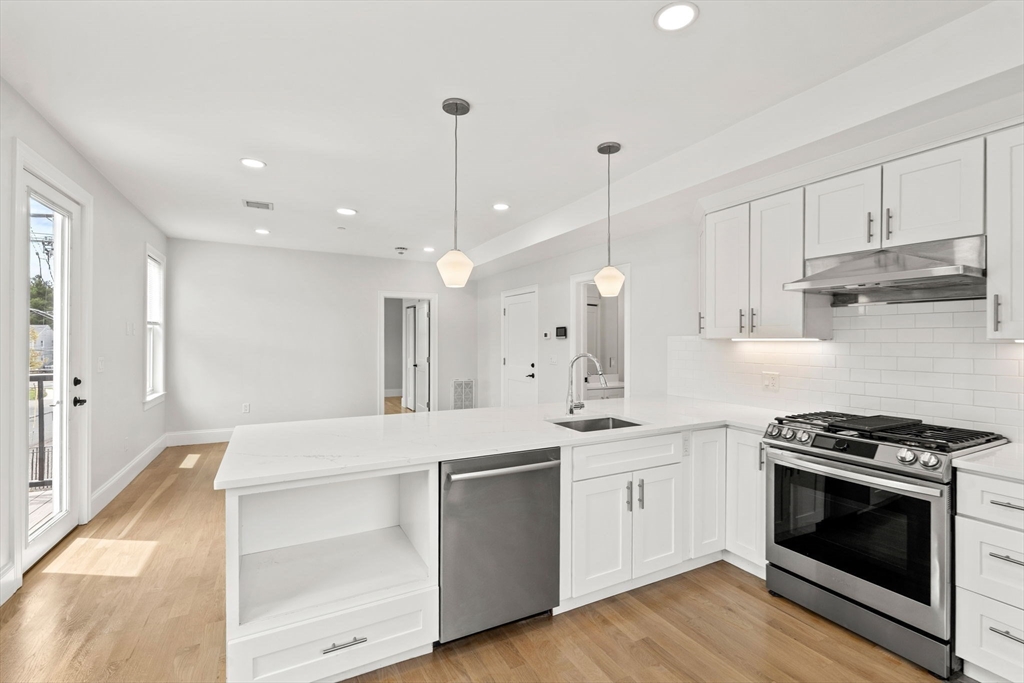 4 Wakefield Ave #4 Wakefield, MA 01880