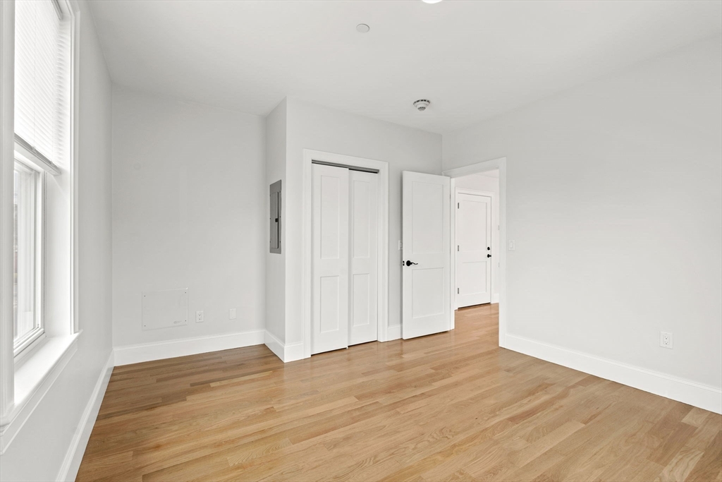 4 Wakefield Ave #4 Wakefield, MA 01880